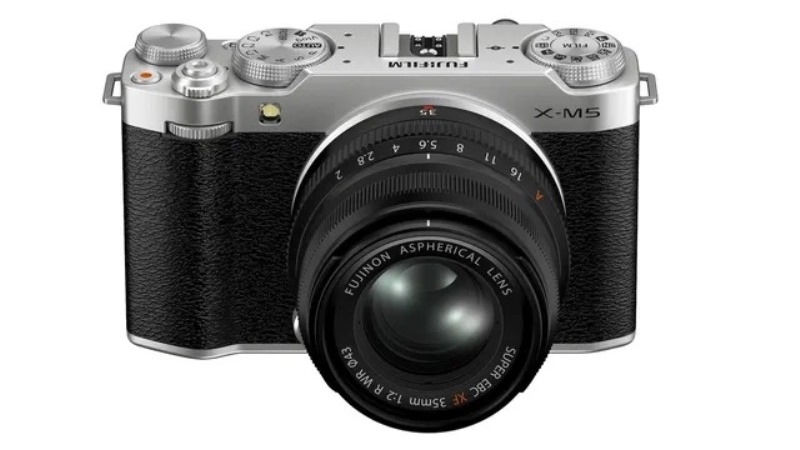 Fujifilm представила беззеркалку X-M5 всего за $800 — она ориентирована на начинающих видеоблогеров